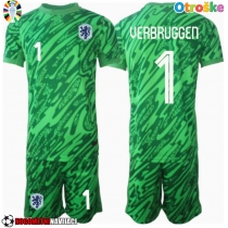 Otroške Nogometnih dresov Nizozemska Bart Verbruggen #1 Vratar Domači EP 2024 Kratki rokavi (+ hlače)